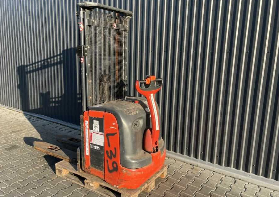 Linde L14 - Μηχάνημα στοίβαξης: φωτογραφία 3 Linde L14 - Μηχάνημα στοίβαξης: φωτογραφία 3