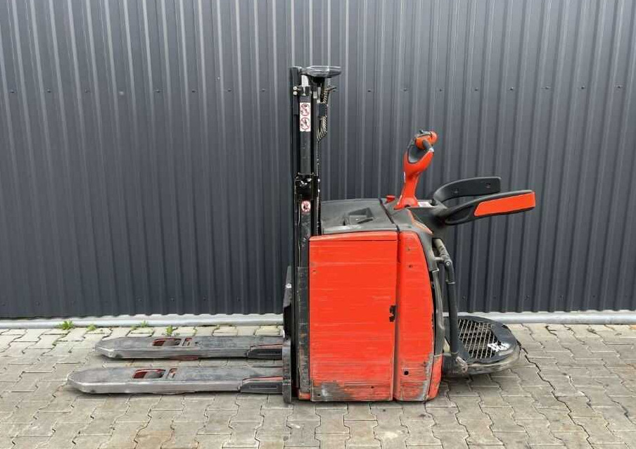Linde L14lAP - Μηχάνημα στοίβαξης: φωτογραφία 2 Linde L14lAP - Μηχάνημα στοίβαξης: φωτογραφία 2