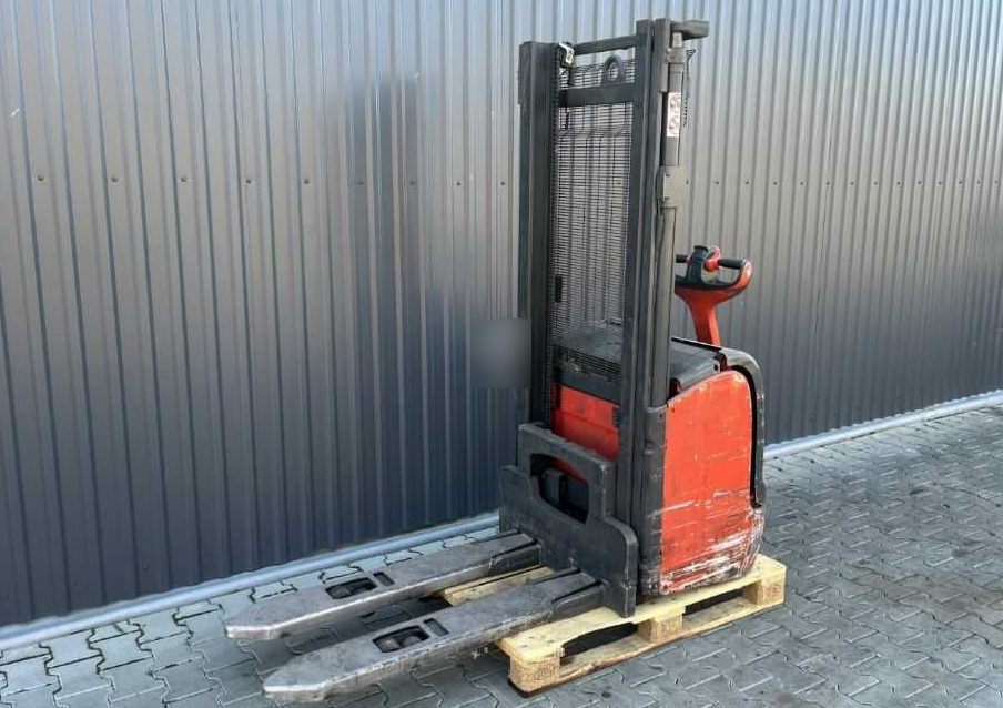 Linde L16 - Μηχάνημα στοίβαξης: φωτογραφία 1 Linde L16 - Μηχάνημα στοίβαξης: φωτογραφία 1