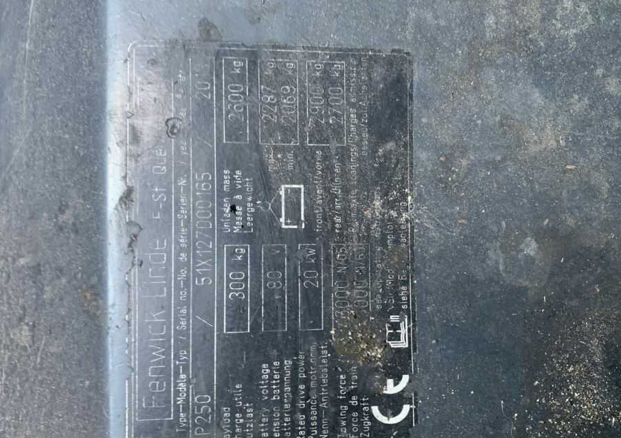 Linde P250 - Μηχάνημα έλξης: φωτογραφία 4 Linde P250 - Μηχάνημα έλξης: φωτογραφία 4