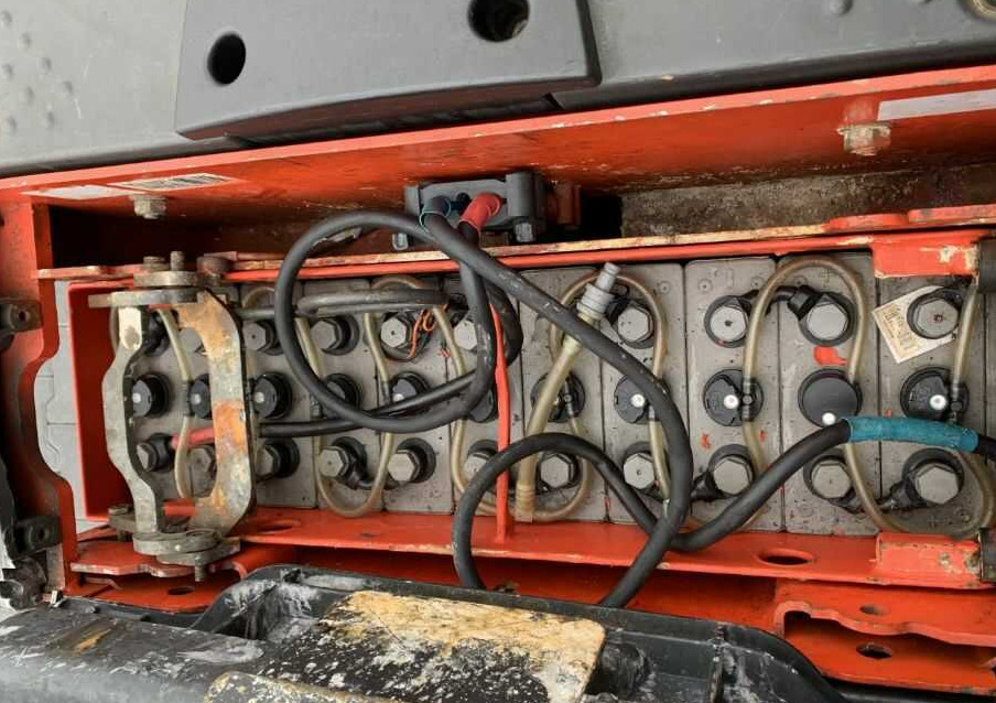 Linde P30C - Μηχάνημα έλξης: φωτογραφία 5 Linde P30C - Μηχάνημα έλξης: φωτογραφία 5