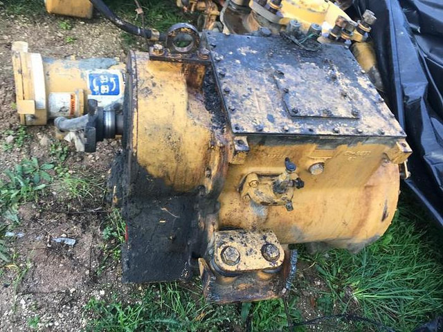 Caterpillar Cat 769 C Cat 771D and Cat 773B pour piece / for parts - - Κατασκευή μηχανήματα: φωτογραφία 4 Caterpillar Cat 769 C Cat 771D and Cat 773B pour piece / for parts - - Κατασκευή μηχανήματα: φωτογραφία 4