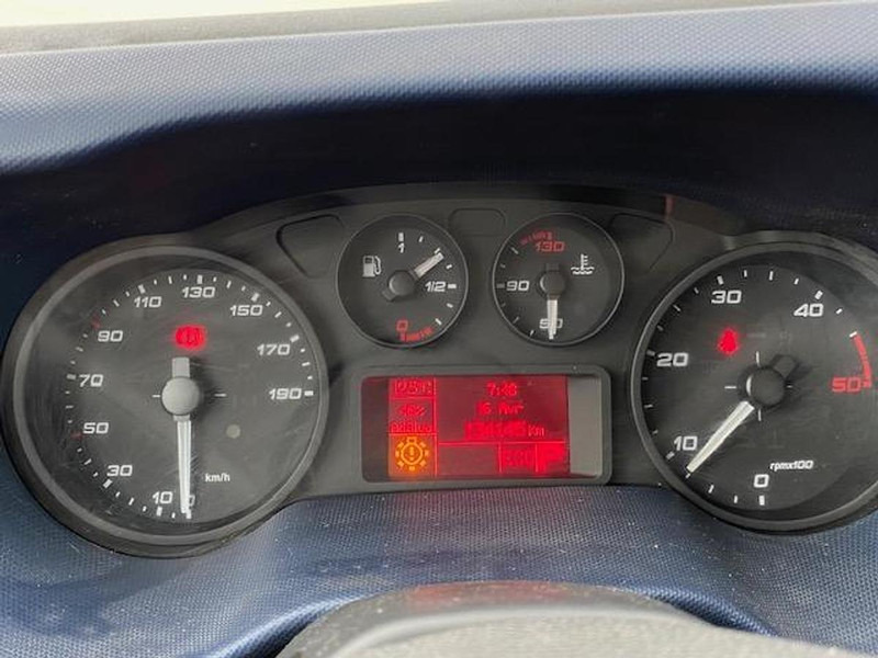 Iveco 35C18 - Φορτηγό ανατρεπόμενο: φωτογραφία 1 Iveco 35C18 - Φορτηγό ανατρεπόμενο: φωτογραφία 1