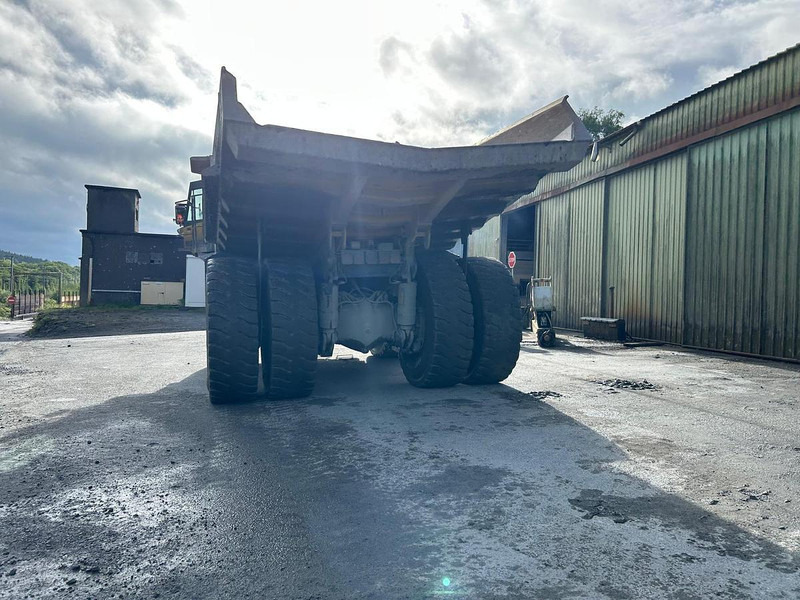 Komatsu HD605-7 - Ανατρεπόμενο όχημα: φωτογραφία 4 Komatsu HD605-7 - Ανατρεπόμενο όχημα: φωτογραφία 4
