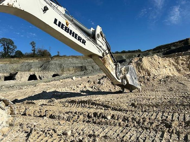Liebherr R9100 - Ερπυστριοφόρος εκσκαφέας: φωτογραφία 2 Liebherr R9100 - Ερπυστριοφόρος εκσκαφέας: φωτογραφία 2