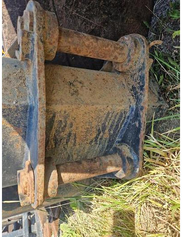 Terex TLB840PS - Κουβάς: φωτογραφία 4 Terex TLB840PS - Κουβάς: φωτογραφία 4