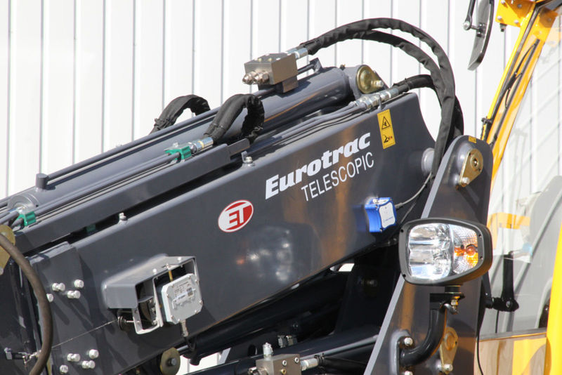 Νέα Τηλεσκοπικός μπροστινός φορτωτής Eurotrac T 13 Teleskop Radlader Hoflader: φωτογραφία 15