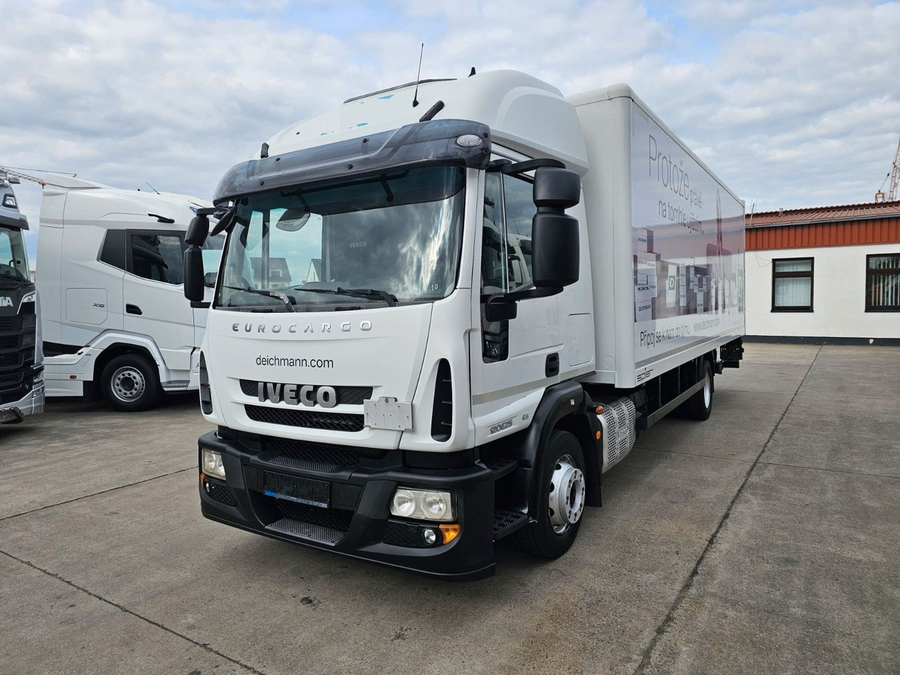 Iveco EURO-CARGO 120E25 * SCHLAFKABINE * BÄR 1,5 T * - Φορτηγό κόφα: φωτογραφία 1 Iveco EURO-CARGO 120E25 * SCHLAFKABINE * BÄR 1,5 T * - Φορτηγό κόφα: φωτογραφία 1