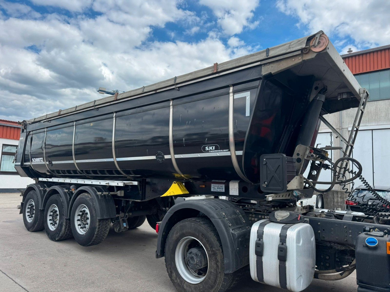 Schmitz Cargobull SCB S3T * THERMOMULDE * 24 KUBIK * 2x LIFT * - Επικαθήμενο ανατρεπόμενο: φωτογραφία 2 Schmitz Cargobull SCB S3T * THERMOMULDE * 24 KUBIK * 2x LIFT * - Επικαθήμενο ανατρεπόμενο: φωτογραφία 2