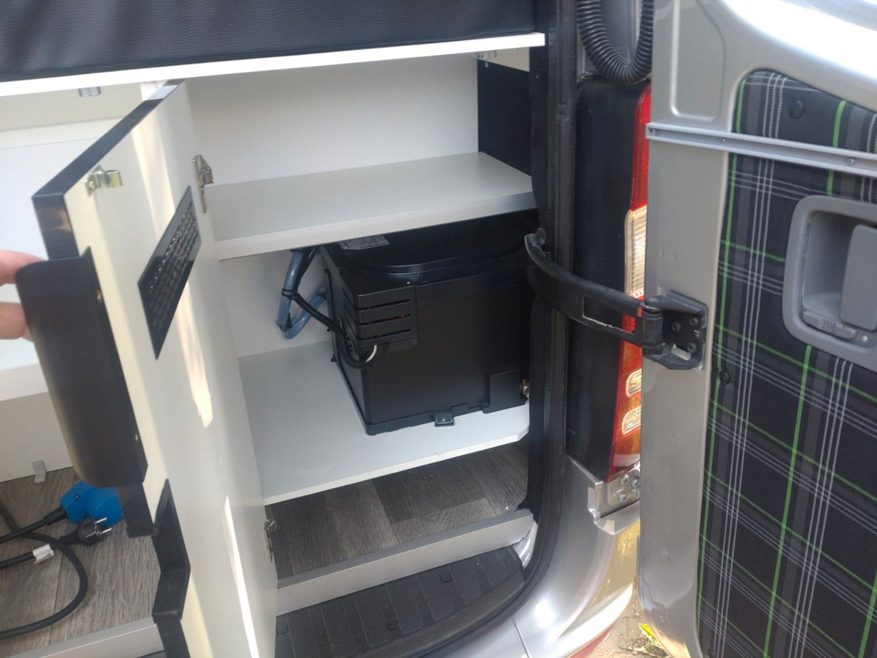 Αυτοκινούμενο βαν Mercedes-Benz Sprinter 3,5t  Solar / Dusche / WC: φωτογραφία 20