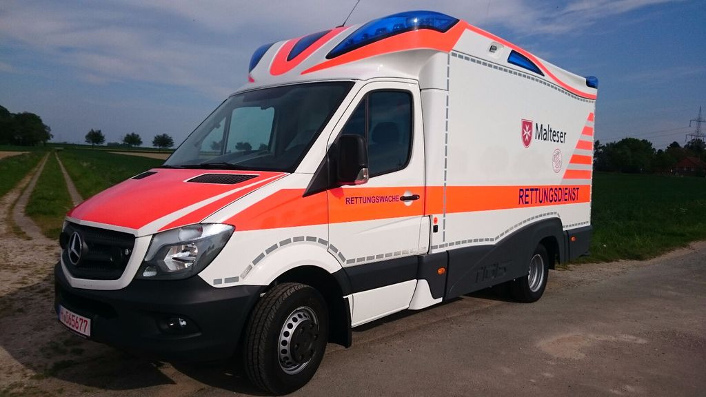 Mercedes-Benz Tigis Mod 2016 wie neu Mercedes-Benz Tigis Mod 2016 wie neu - Ασθενοφόρο: φωτογραφία 3 Mercedes-Benz Tigis Mod 2016 wie neu Mercedes-Benz Tigis Mod 2016 wie neu - Ασθενοφόρο: φωτογραφία 3