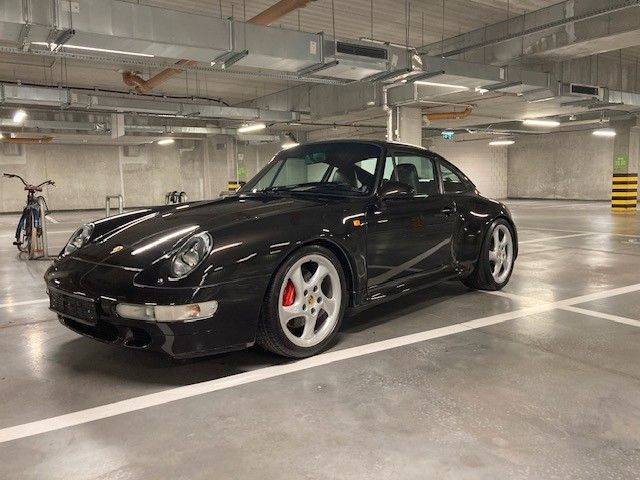 Porsche 993 4S - Κουπέ αυτοκίνητο: φωτογραφία 4 Porsche 993 4S - Κουπέ αυτοκίνητο: φωτογραφία 4