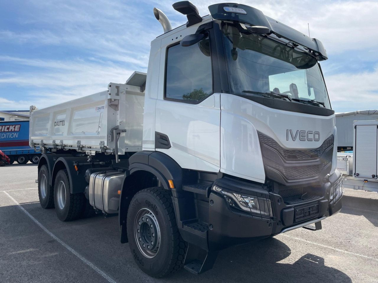 Iveco X-Way AD300X54Z HR OFF - Φορτηγό ανατρεπόμενο: φωτογραφία 2 Iveco X-Way AD300X54Z HR OFF - Φορτηγό ανατρεπόμενο: φωτογραφία 2