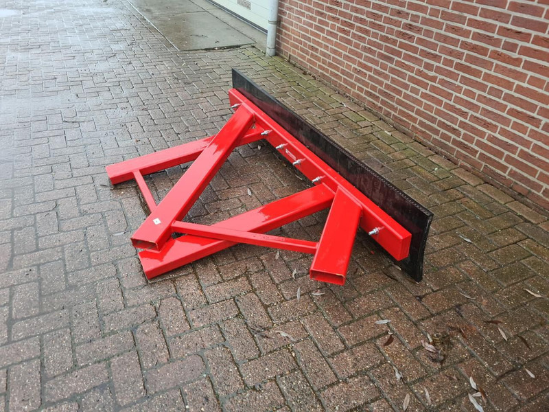 AGM rubberschuif - Μηχανηματα κτηνοτροφιασ: φωτογραφία 3 AGM rubberschuif - Μηχανηματα κτηνοτροφιασ: φωτογραφία 3