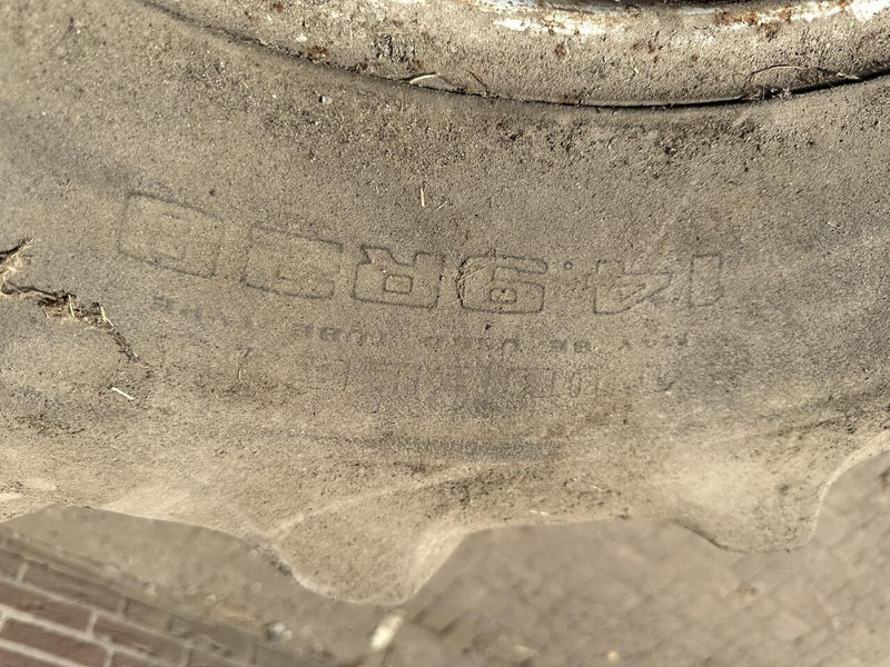 Goodyear banden 14.9 R28 - Gebruikt - Ελαστικά και ζάντες: φωτογραφία 4 Goodyear banden 14.9 R28 - Gebruikt - Ελαστικά και ζάντες: φωτογραφία 4