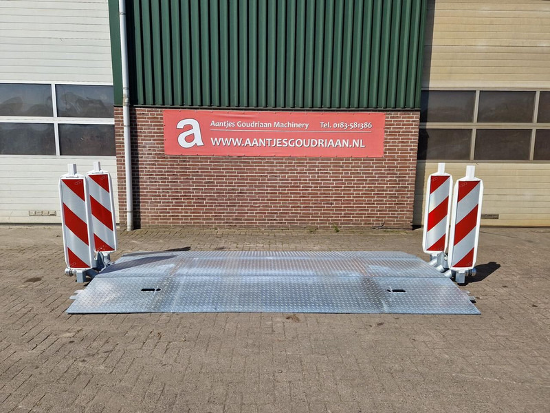 Leidingdrempel Leidingdrempel / road ramp - Αυτοκίνητο: φωτογραφία 1 Leidingdrempel Leidingdrempel / road ramp - Αυτοκίνητο: φωτογραφία 1