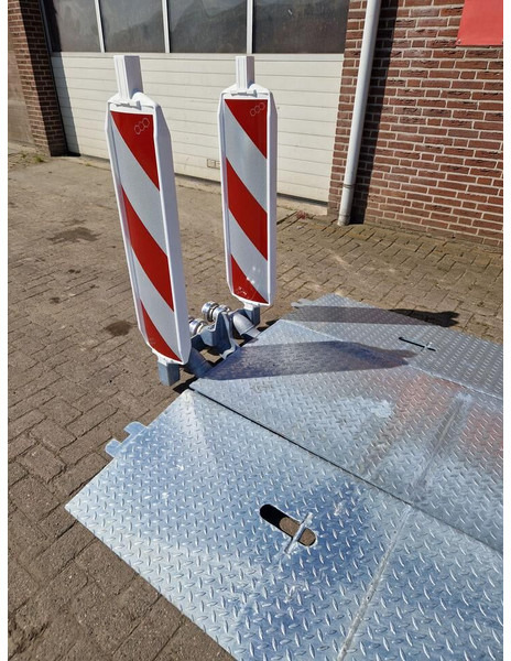 Leidingdrempel Leidingdrempel / road ramp - Αυτοκίνητο: φωτογραφία 5 Leidingdrempel Leidingdrempel / road ramp - Αυτοκίνητο: φωτογραφία 5
