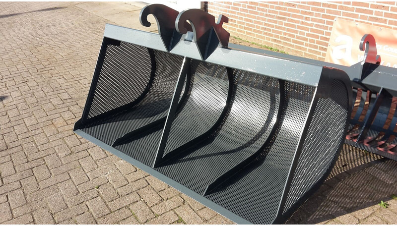 Slootreiniger bakken - Κουβάς: φωτογραφία 5 Slootreiniger bakken - Κουβάς: φωτογραφία 5