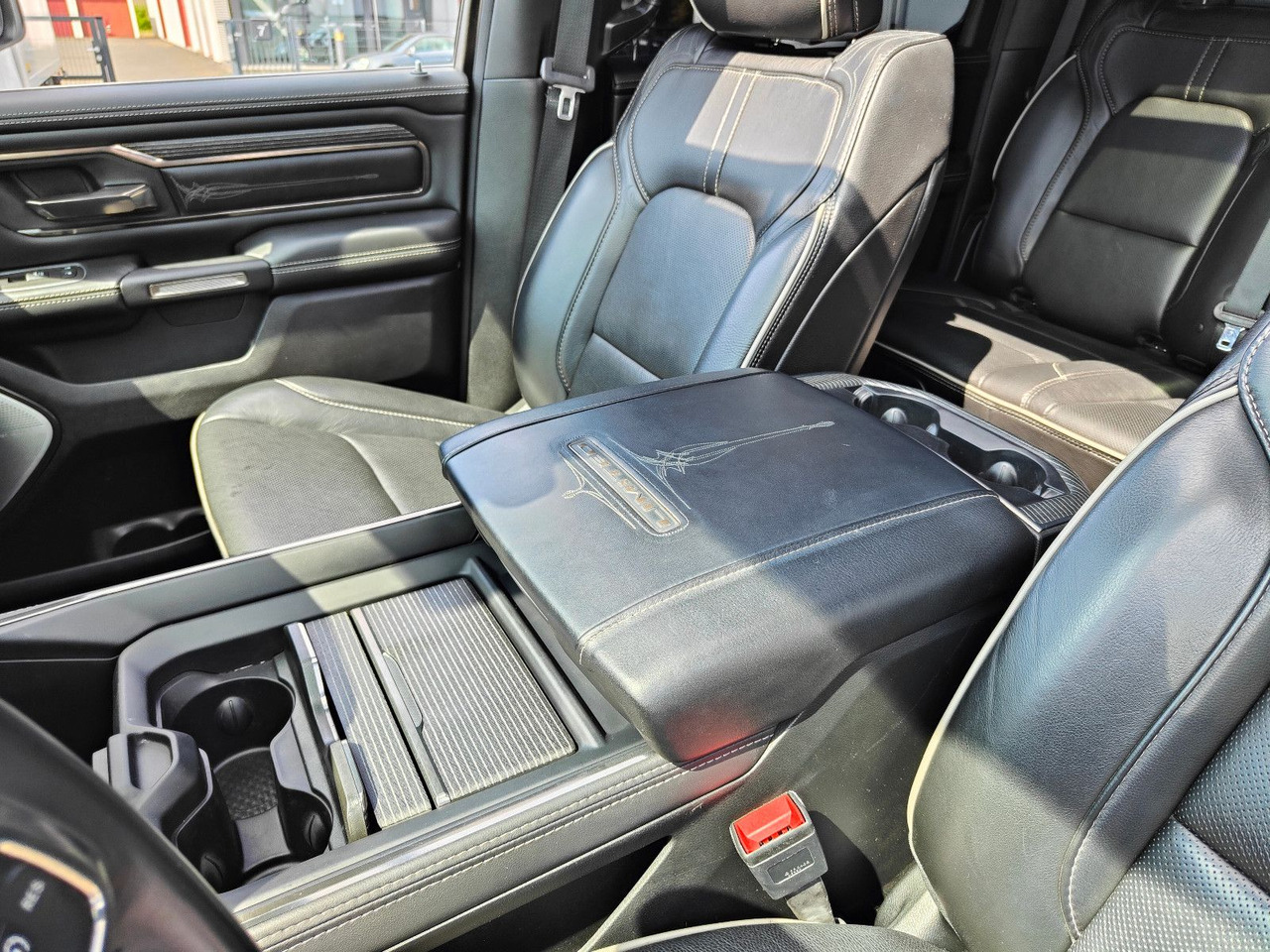 SUV Dodge RAM HEMI Limited 5.7 PRINS LPG Luftfederung: φωτογραφία 13