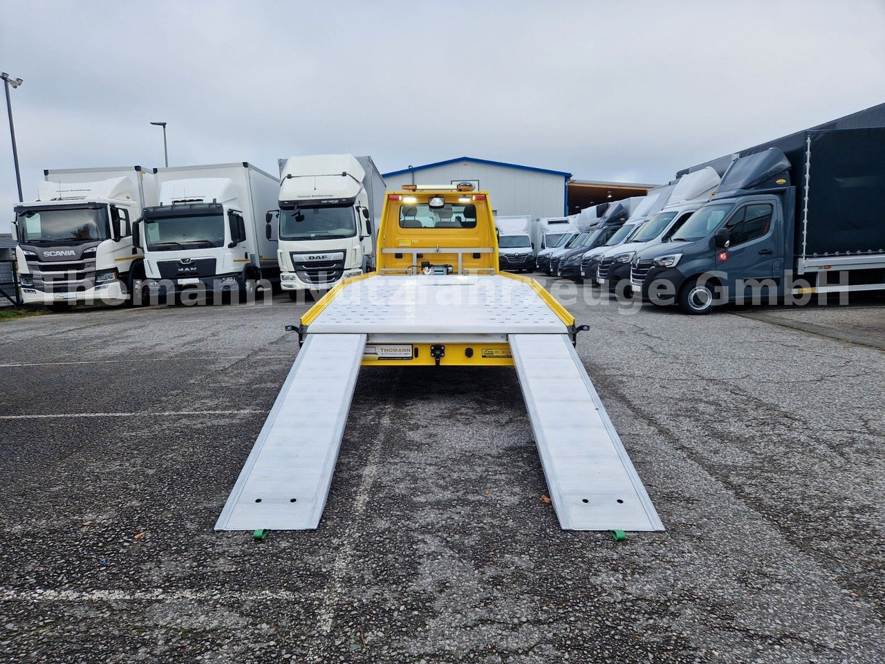 Φορτηγό ρυμούλκησης Iveco DAILY 70C18 Festplateau Alu Premium Navi ACC: φωτογραφία 11 Φορτηγό ρυμούλκησης Iveco DAILY 70C18 Festplateau Alu Premium Navi ACC: φωτογραφία 11