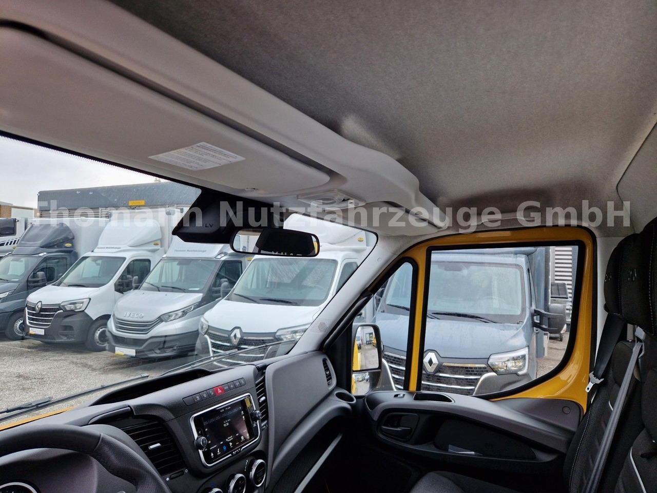 Φορτηγό ρυμούλκησης Iveco DAILY 70C18 Festplateau Alu Premium Navi ACC: φωτογραφία 21 Φορτηγό ρυμούλκησης Iveco DAILY 70C18 Festplateau Alu Premium Navi ACC: φωτογραφία 21