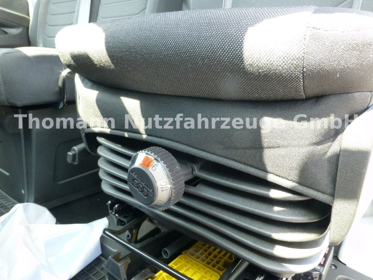 Φορτηγό ρυμούλκησης Iveco Daily 35S18 Autotransporter Aut. Luftfed. NAVI: φωτογραφία 19
