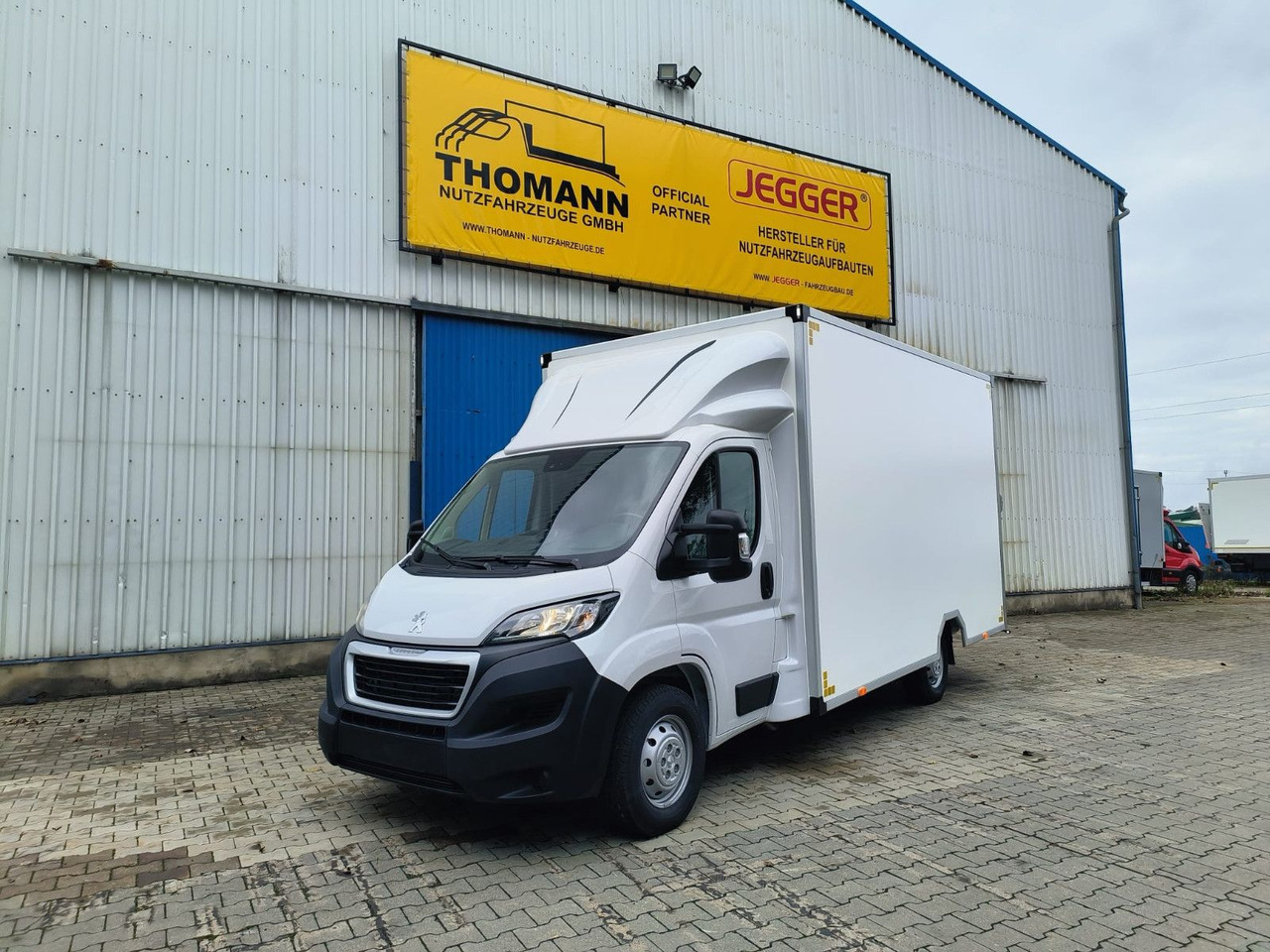 Επαγγελματικό αυτοκίνητο κόφα Peugeot Boxer Premium Koffer Extra Tief mit Klappe !: φωτογραφία 18 Επαγγελματικό αυτοκίνητο κόφα Peugeot Boxer Premium Koffer Extra Tief mit Klappe !: φωτογραφία 18