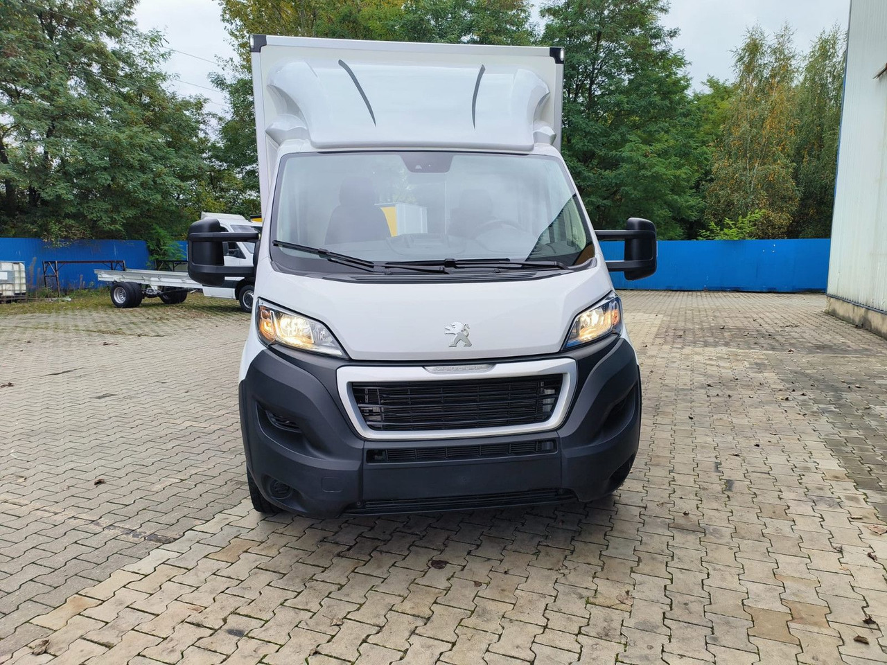 Peugeot Boxer Premium Koffer Extra Tief mit Klappe ! - Επαγγελματικό αυτοκίνητο κόφα: φωτογραφία 4 Peugeot Boxer Premium Koffer Extra Tief mit Klappe ! - Επαγγελματικό αυτοκίνητο κόφα: φωτογραφία 4