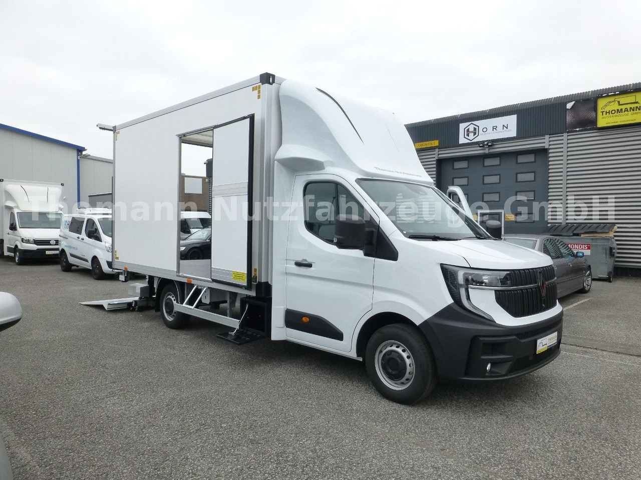 Renault NEW Master 2025 Koffer mit BÄR Ladebordwand - Επαγγελματικό αυτοκίνητο κόφα: φωτογραφία 4 Renault NEW Master 2025 Koffer mit BÄR Ladebordwand - Επαγγελματικό αυτοκίνητο κόφα: φωτογραφία 4