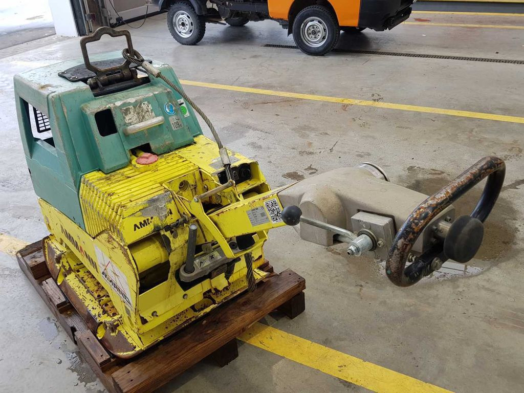 Δονητική πλάκα Ammann APH 6530 Rüttelplatte / 539kg / 2018 / Diesel Ammann APH 6530 Rüttelplatte / 539kg / 2018 / Diesel: φωτογραφία 6 Δονητική πλάκα Ammann APH 6530 Rüttelplatte / 539kg / 2018 / Diesel Ammann APH 6530 Rüttelplatte / 539kg / 2018 / Diesel: φωτογραφία 6