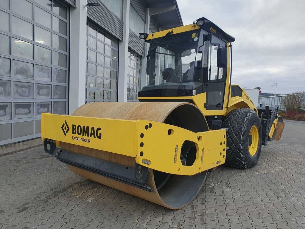 BOMAG BW 213 DH+P-5 / 2022 / Verdichterplatten / Klima - Οδοστρωτήρες: φωτογραφία 3 BOMAG BW 213 DH+P-5 / 2022 / Verdichterplatten / Klima - Οδοστρωτήρες: φωτογραφία 3