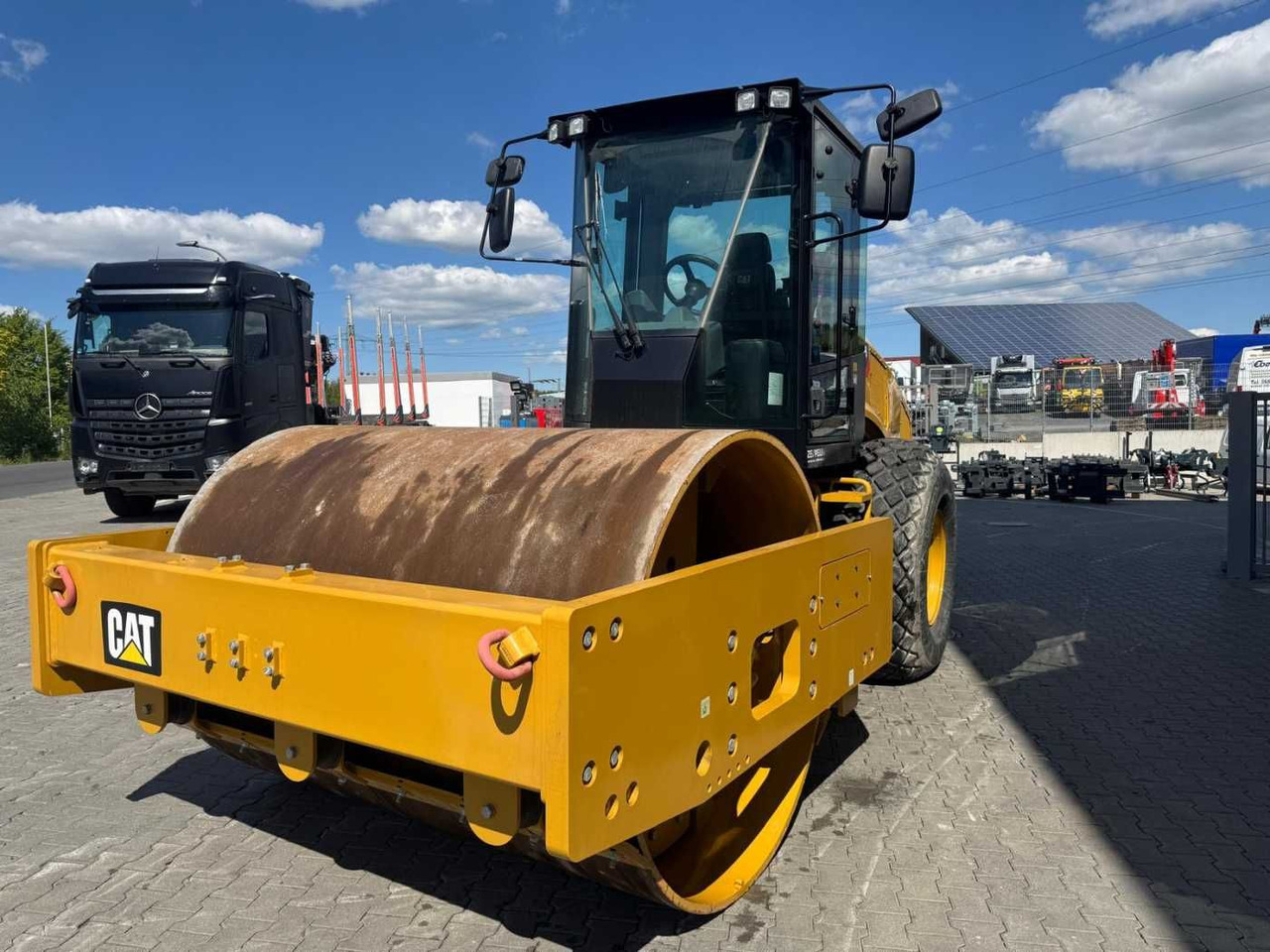 CAT CS66B / 2017 / nur 83h! / Klima / neuwertig! - Οδοστρωτήρες: φωτογραφία 4 CAT CS66B / 2017 / nur 83h! / Klima / neuwertig! - Οδοστρωτήρες: φωτογραφία 4