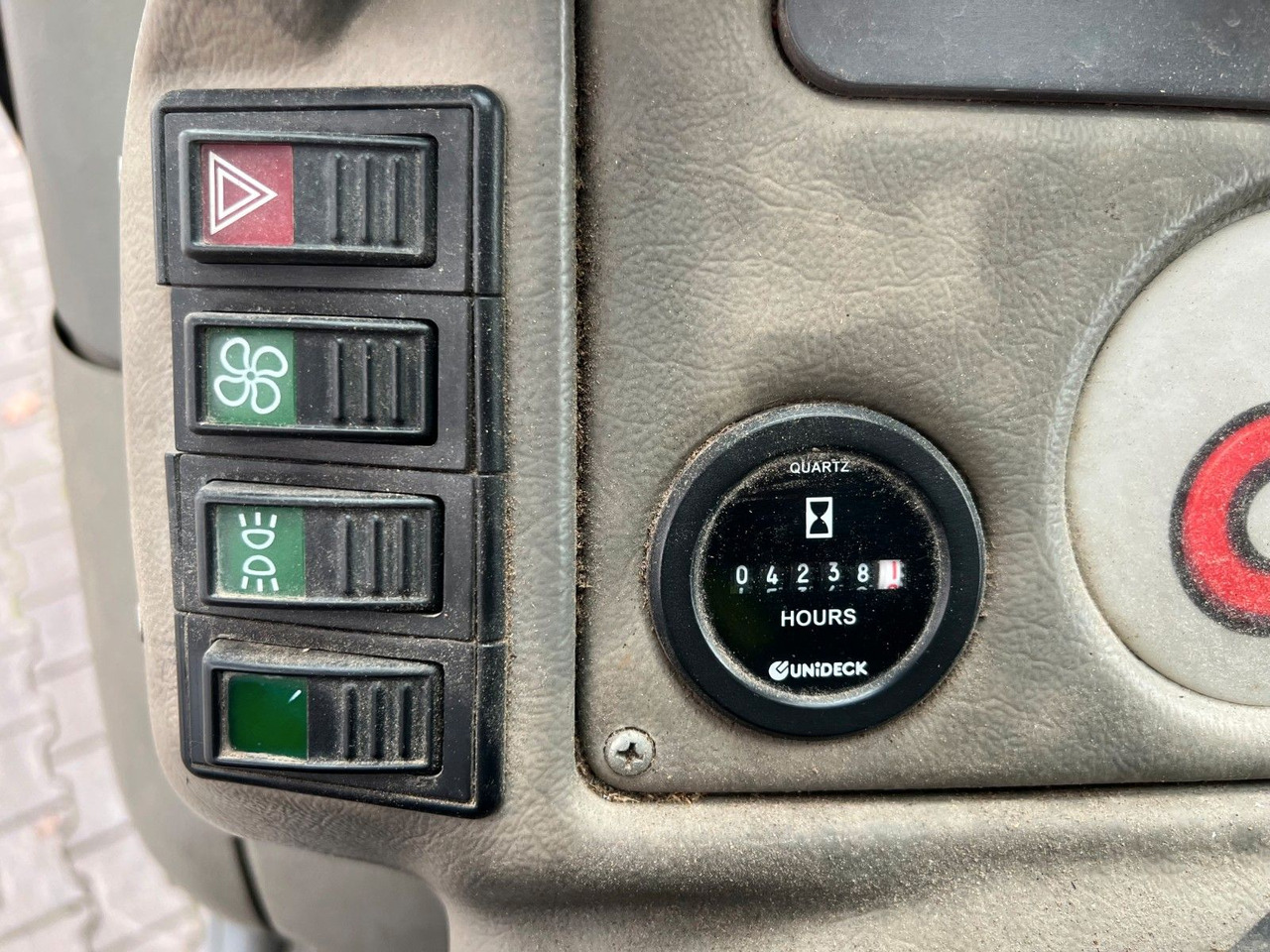 Ελαστιχοφόρος φορτωτής Dieci Icarus 40.16 ET 166 / 4.238 h / 2003: φωτογραφία 15 Ελαστιχοφόρος φορτωτής Dieci Icarus 40.16 ET 166 / 4.238 h / 2003: φωτογραφία 15