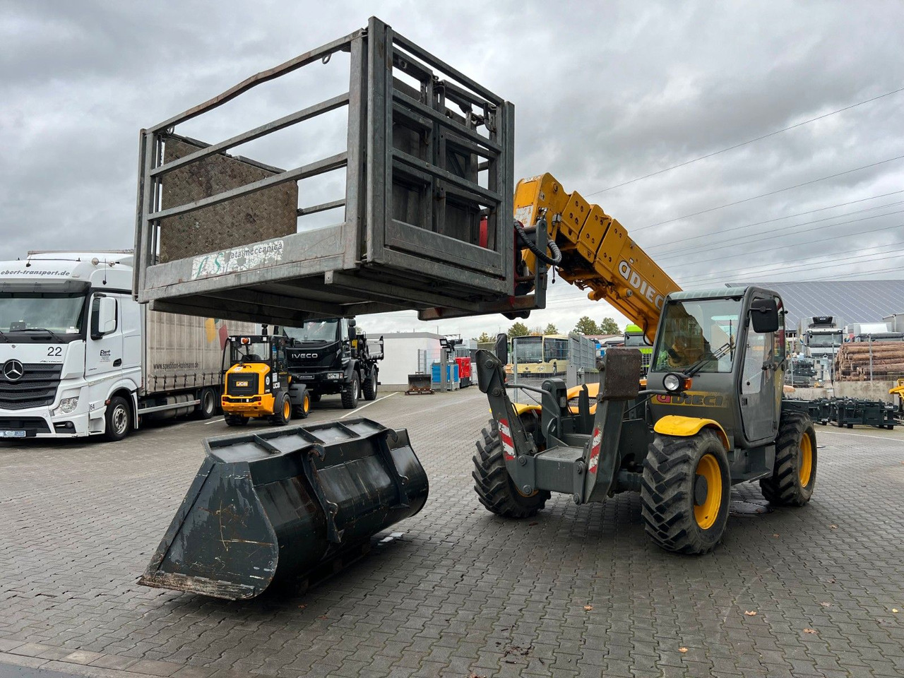 Ελαστιχοφόρος φορτωτής Dieci Icarus 40.16 ET 166 / 4.238 h / 2003: φωτογραφία 9 Ελαστιχοφόρος φορτωτής Dieci Icarus 40.16 ET 166 / 4.238 h / 2003: φωτογραφία 9