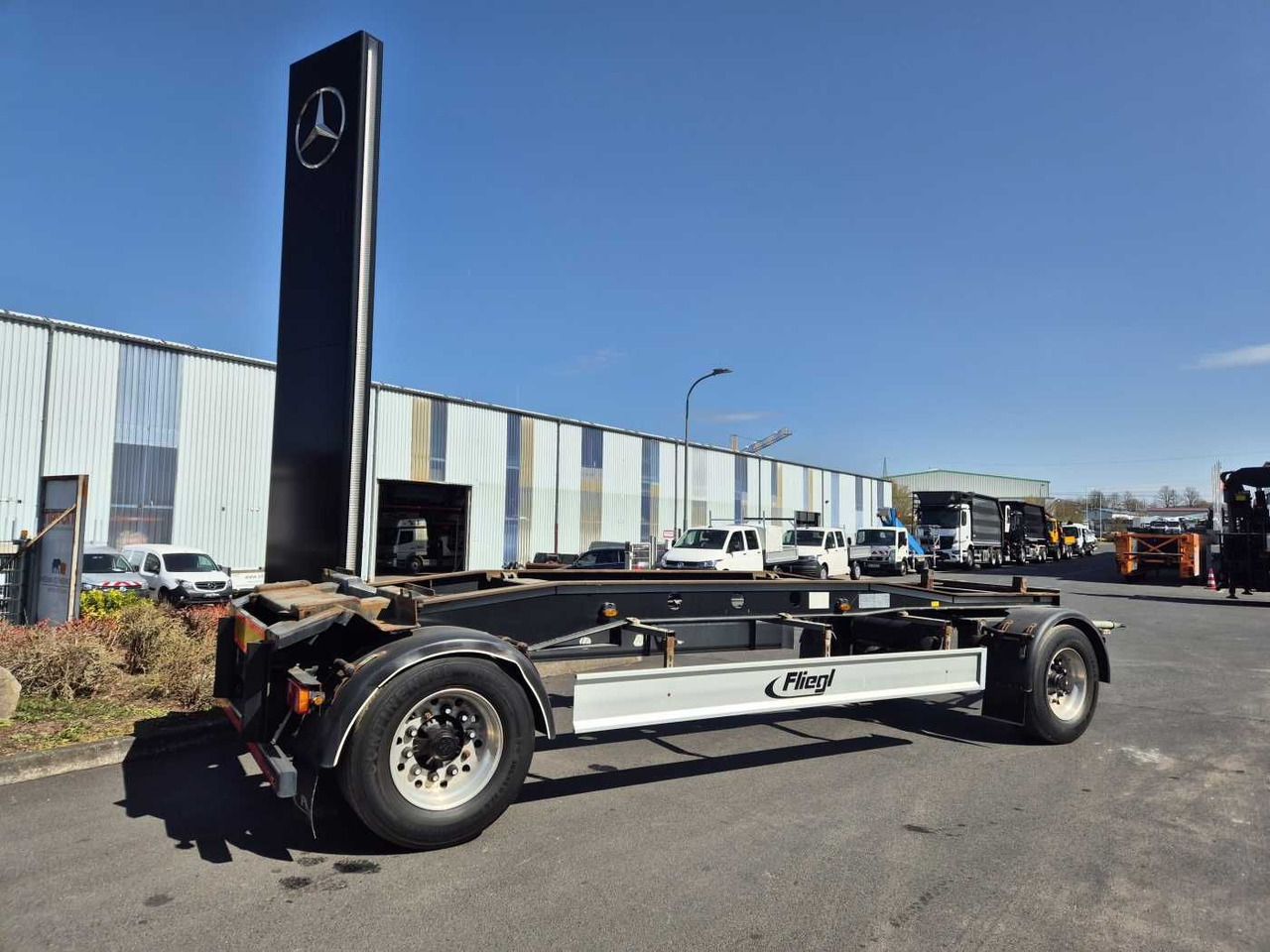 Fliegl ZPS180 Abroll-Container Tropper Pellet-Silo 22m³ Fliegl ZPS180 Abroll-Container Tropper Pellet-Silo 22m³ - Ρυμούλκα γάντζος/ Αλυσιδάκι: φωτογραφία 4 Fliegl ZPS180 Abroll-Container Tropper Pellet-Silo 22m³ Fliegl ZPS180 Abroll-Container Tropper Pellet-Silo 22m³ - Ρυμούλκα γάντζος/ Αλυσιδάκι: φωτογραφία 4