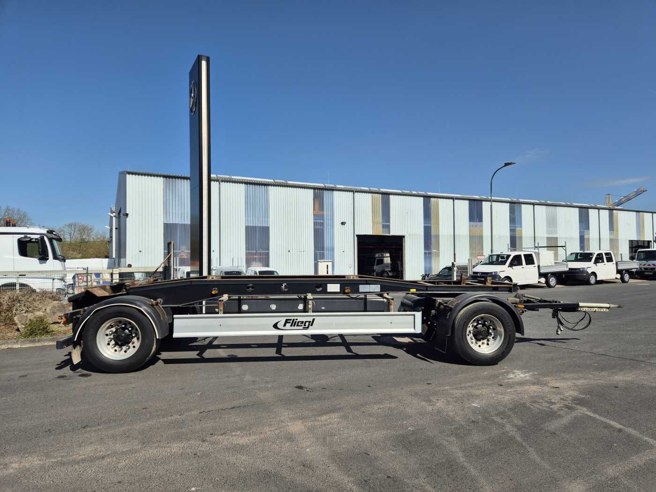 Fliegl ZPS180 Abroll-Container Tropper Pellet-Silo 22m³ Fliegl ZPS180 Abroll-Container Tropper Pellet-Silo 22m³ - Ρυμούλκα γάντζος/ Αλυσιδάκι: φωτογραφία 5 Fliegl ZPS180 Abroll-Container Tropper Pellet-Silo 22m³ Fliegl ZPS180 Abroll-Container Tropper Pellet-Silo 22m³ - Ρυμούλκα γάντζος/ Αλυσιδάκι: φωτογραφία 5