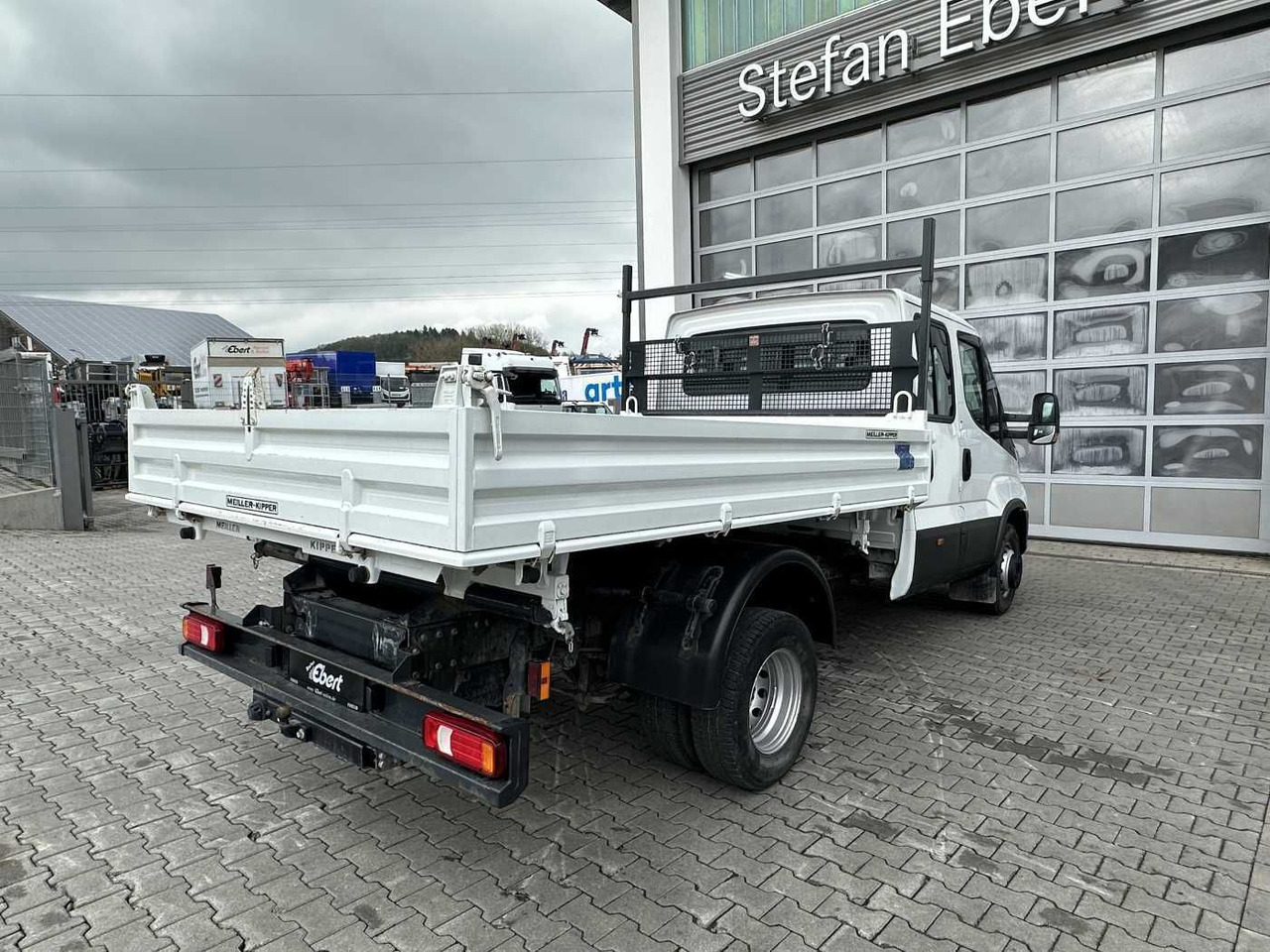 Όχημα με ανατρεπομενη καροτσα Iveco 70C18H 3-S.Kipper *R.3750mm*7Sitze*AHK*: φωτογραφία 6 Όχημα με ανατρεπομενη καροτσα Iveco 70C18H 3-S.Kipper *R.3750mm*7Sitze*AHK*: φωτογραφία 6