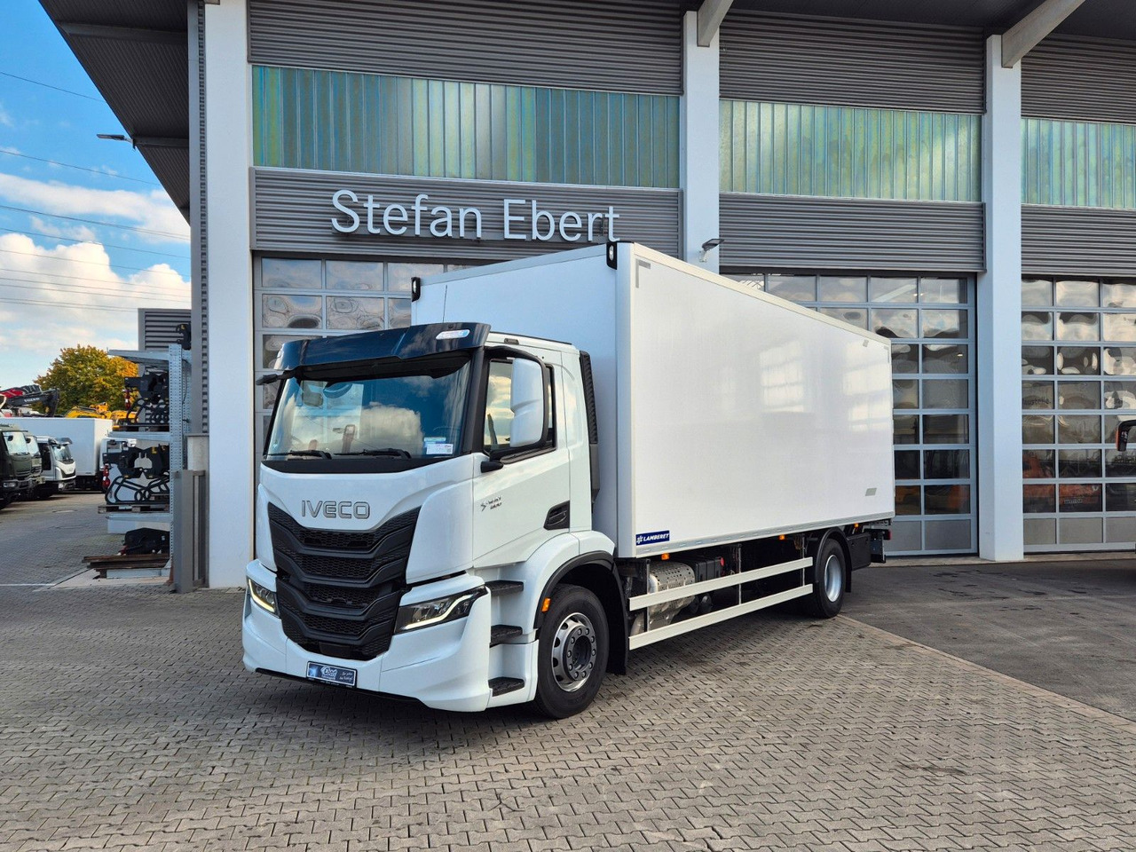 Iveco AD190S40/FP Lamberet Mitsubishi LBW Tür AHK - Φορτηγό ψυγείο: φωτογραφία 1 Iveco AD190S40/FP Lamberet Mitsubishi LBW Tür AHK - Φορτηγό ψυγείο: φωτογραφία 1