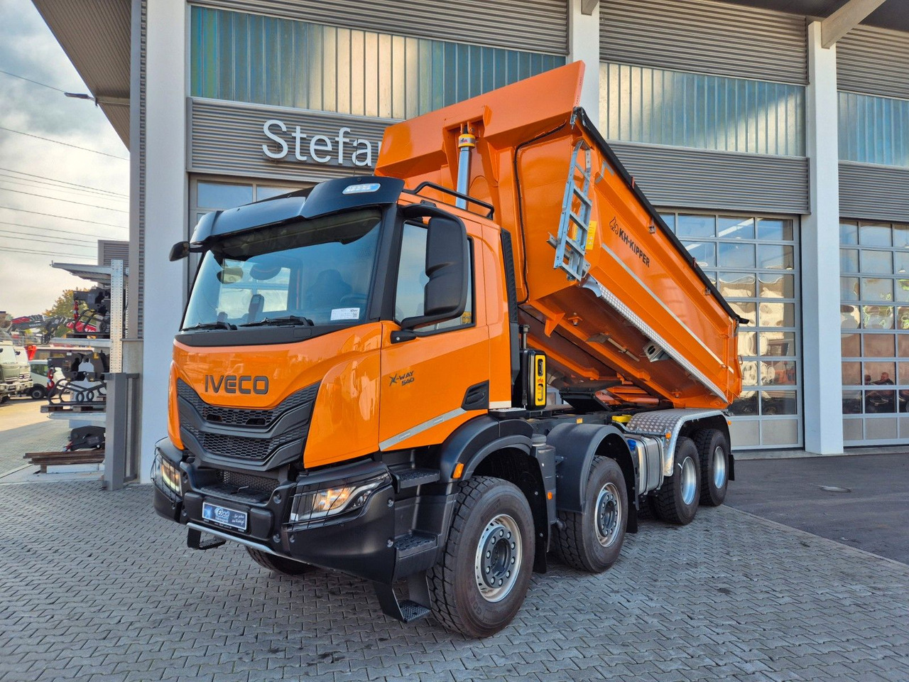 Iveco AD360X54Z HR OFF 8x4 Intarder AHK - Φορτηγό καδοφόρος φορτωτής: φωτογραφία 1 Iveco AD360X54Z HR OFF 8x4 Intarder AHK - Φορτηγό καδοφόρος φορτωτής: φωτογραφία 1