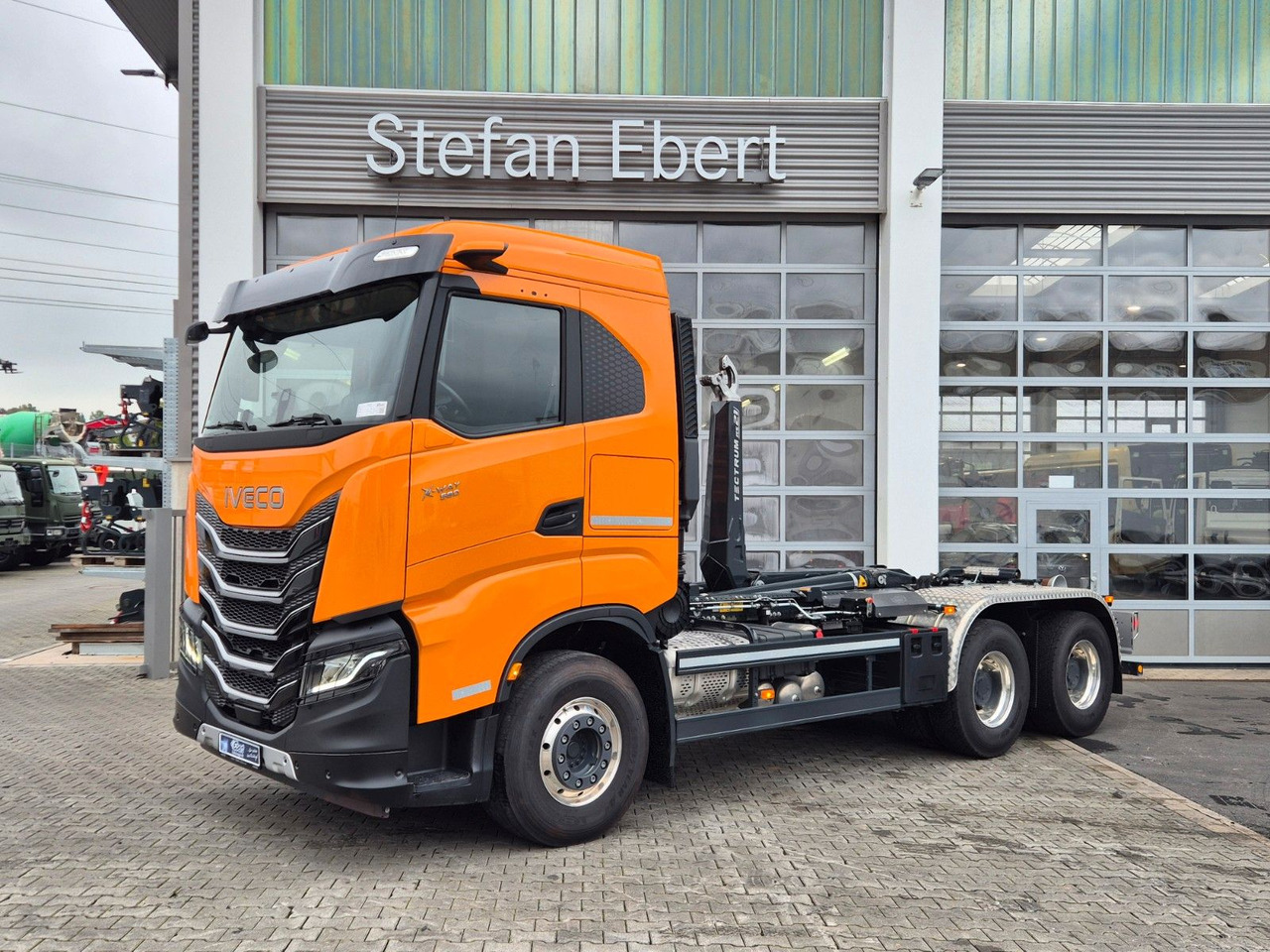 Iveco AS300X58Z/P HR ON+ 6x4 Meiller RS21.60 Funk AHK - Φορτηγό φόρτωσης γάντζου: φωτογραφία 1 Iveco AS300X58Z/P HR ON+ 6x4 Meiller RS21.60 Funk AHK - Φορτηγό φόρτωσης γάντζου: φωτογραφία 1