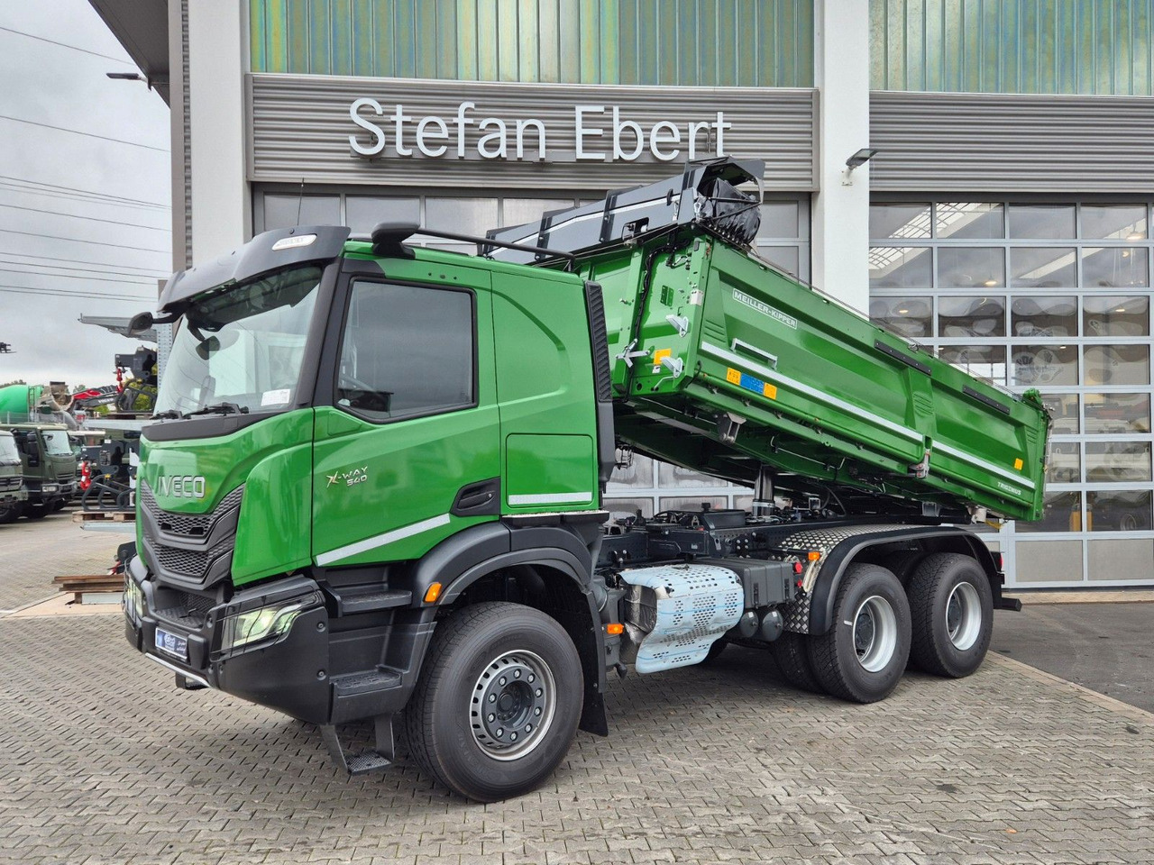 Iveco AT300X54Z HR OFF Bordmatik AHK Intarder - Φορτηγό ανατρεπόμενο: φωτογραφία 3 Iveco AT300X54Z HR OFF Bordmatik AHK Intarder - Φορτηγό ανατρεπόμενο: φωτογραφία 3