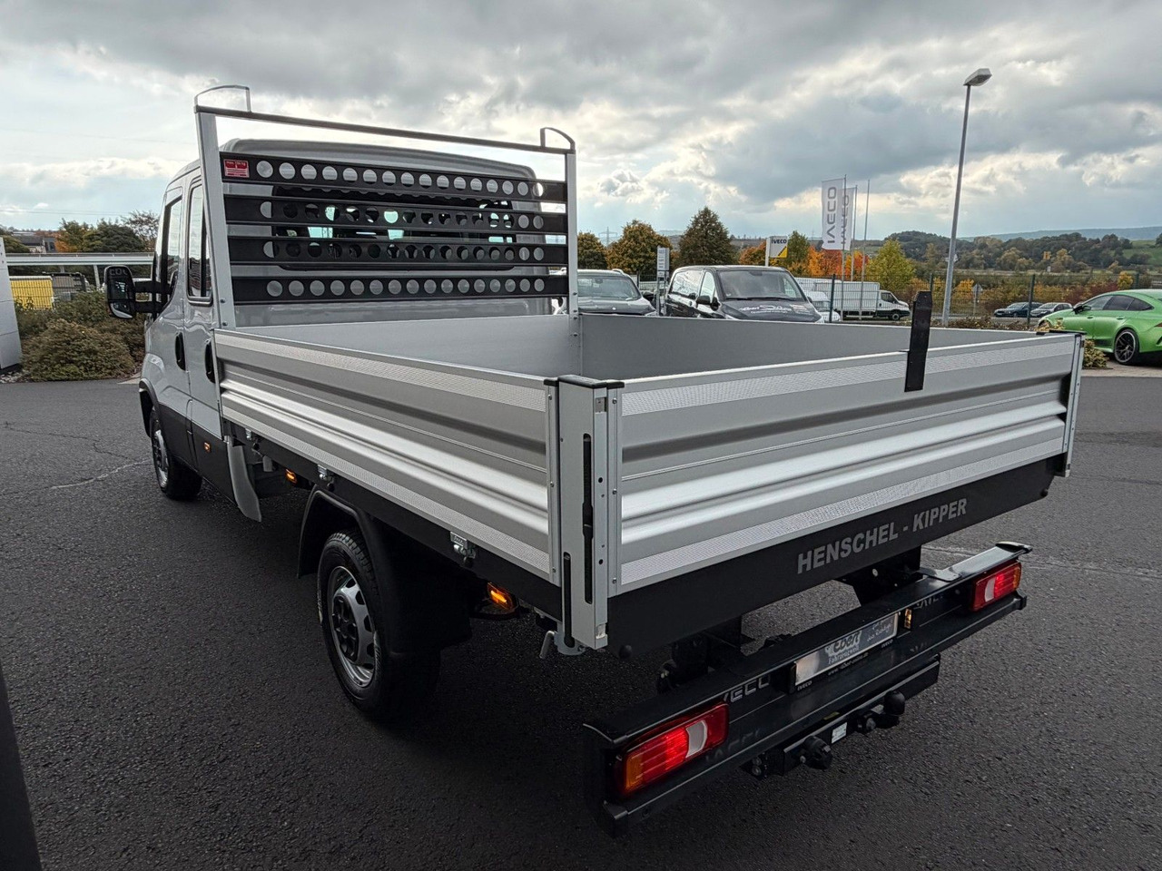 Iveco Daily 35S16 A8 *R.3450mm*Automatik*AHK*7-Sitze* - Όχημα με ανατρεπομενη καροτσα, Διπλοκάμπινο ελαφρύ επαγγελματικό: φωτογραφία 4 Iveco Daily 35S16 A8 *R.3450mm*Automatik*AHK*7-Sitze* - Όχημα με ανατρεπομενη καροτσα, Διπλοκάμπινο ελαφρύ επαγγελματικό: φωτογραφία 4