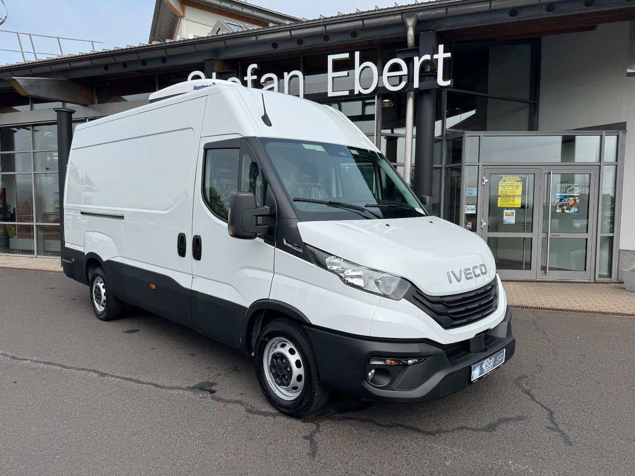 Iveco Daily 35S16 A8 *Standkühlung*Kamera*Automatik* - Επαγγελματικό αυτοκίνητο ψυγείο: φωτογραφία 1 Iveco Daily 35S16 A8 *Standkühlung*Kamera*Automatik* - Επαγγελματικό αυτοκίνητο ψυγείο: φωτογραφία 1