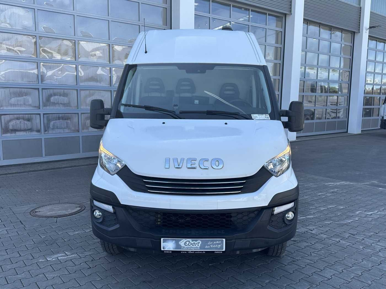 Iveco Daily 50C16 R4.100mm *AHK*Automatik*Ladekran* - Βαν: φωτογραφία 2 Iveco Daily 50C16 R4.100mm *AHK*Automatik*Ladekran* - Βαν: φωτογραφία 2