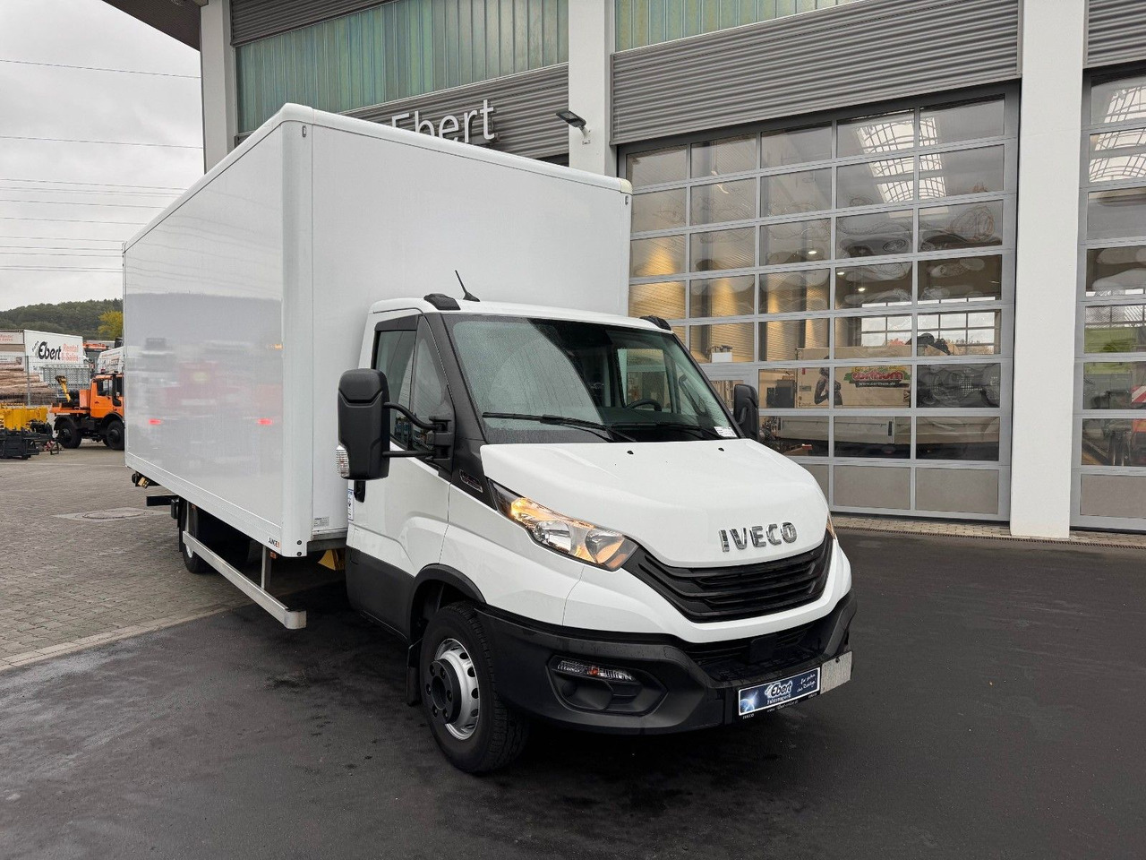Iveco Daily 70C18 A8 *Koffer*LBW*Automatik* - Επαγγελματικό αυτοκίνητο κόφα: φωτογραφία 2 Iveco Daily 70C18 A8 *Koffer*LBW*Automatik* - Επαγγελματικό αυτοκίνητο κόφα: φωτογραφία 2
