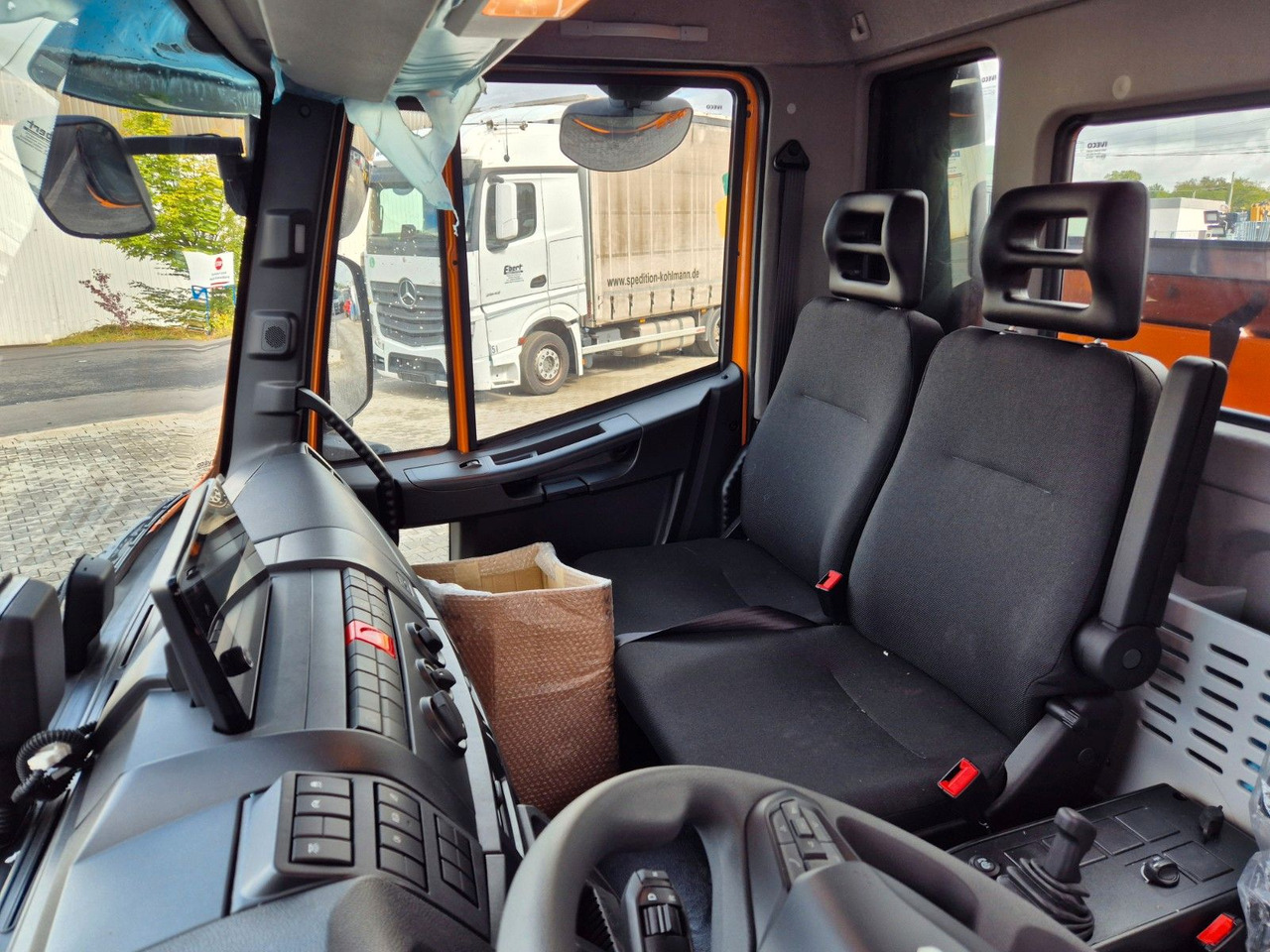 Φορτηγό ανατρεπόμενο Iveco Eurocargo ML180E32K 4x2 Meiller AHK: φωτογραφία 21