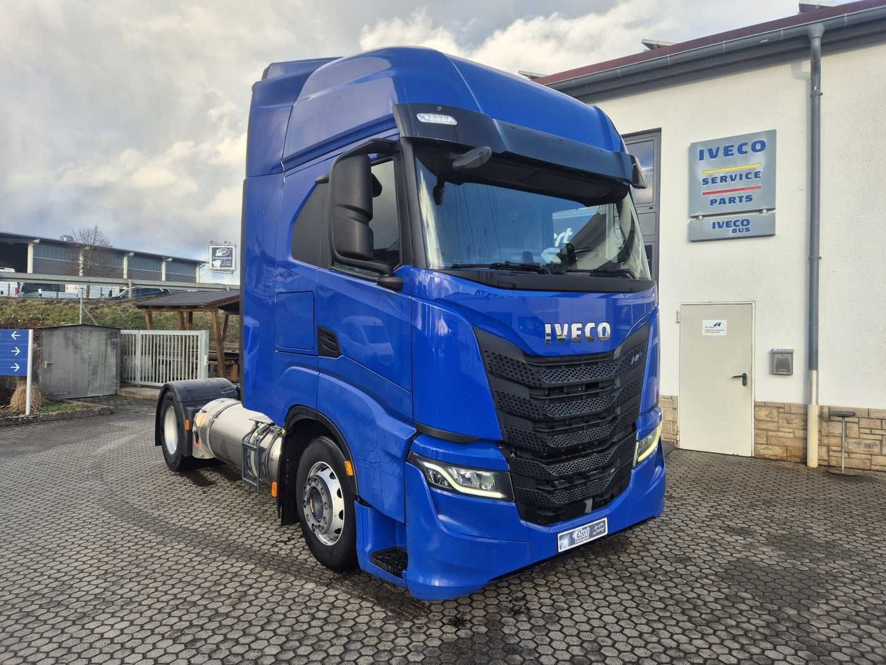 Iveco S-Way 460 NP LNG ACC Intarder Navi - Τράκτορας: φωτογραφία 1 Iveco S-Way 460 NP LNG ACC Intarder Navi - Τράκτορας: φωτογραφία 1