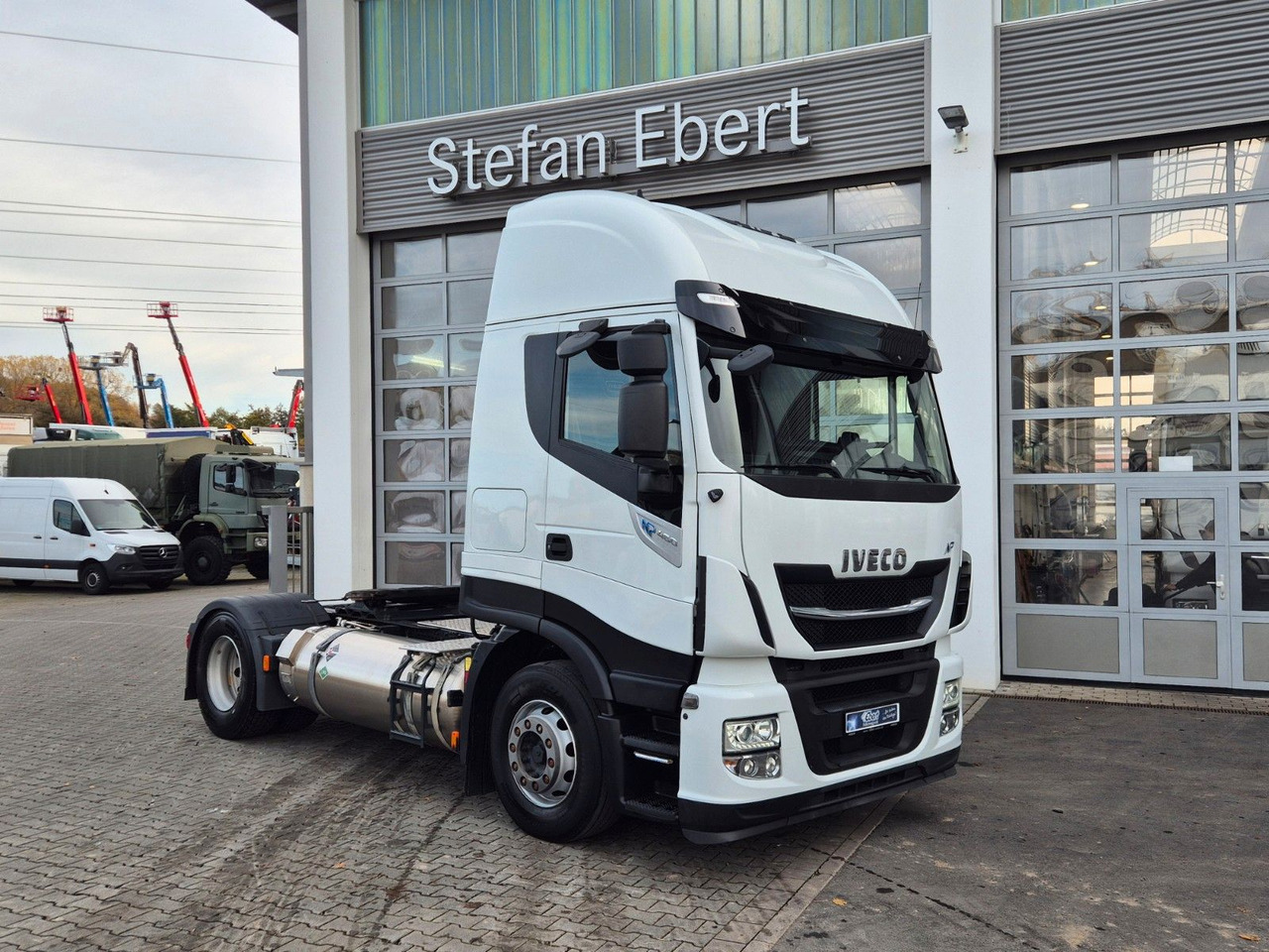 Iveco Stralis 460NP LNG 4x2 3 Stück - Τράκτορας: φωτογραφία 4 Iveco Stralis 460NP LNG 4x2 3 Stück - Τράκτορας: φωτογραφία 4