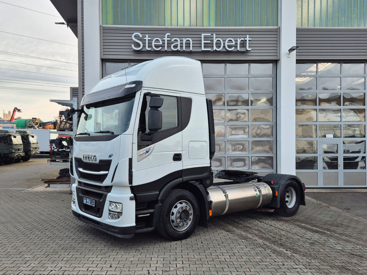 Iveco Stralis 460NP LNG 4x2 3 Stück - Τράκτορας: φωτογραφία 3 Iveco Stralis 460NP LNG 4x2 3 Stück - Τράκτορας: φωτογραφία 3