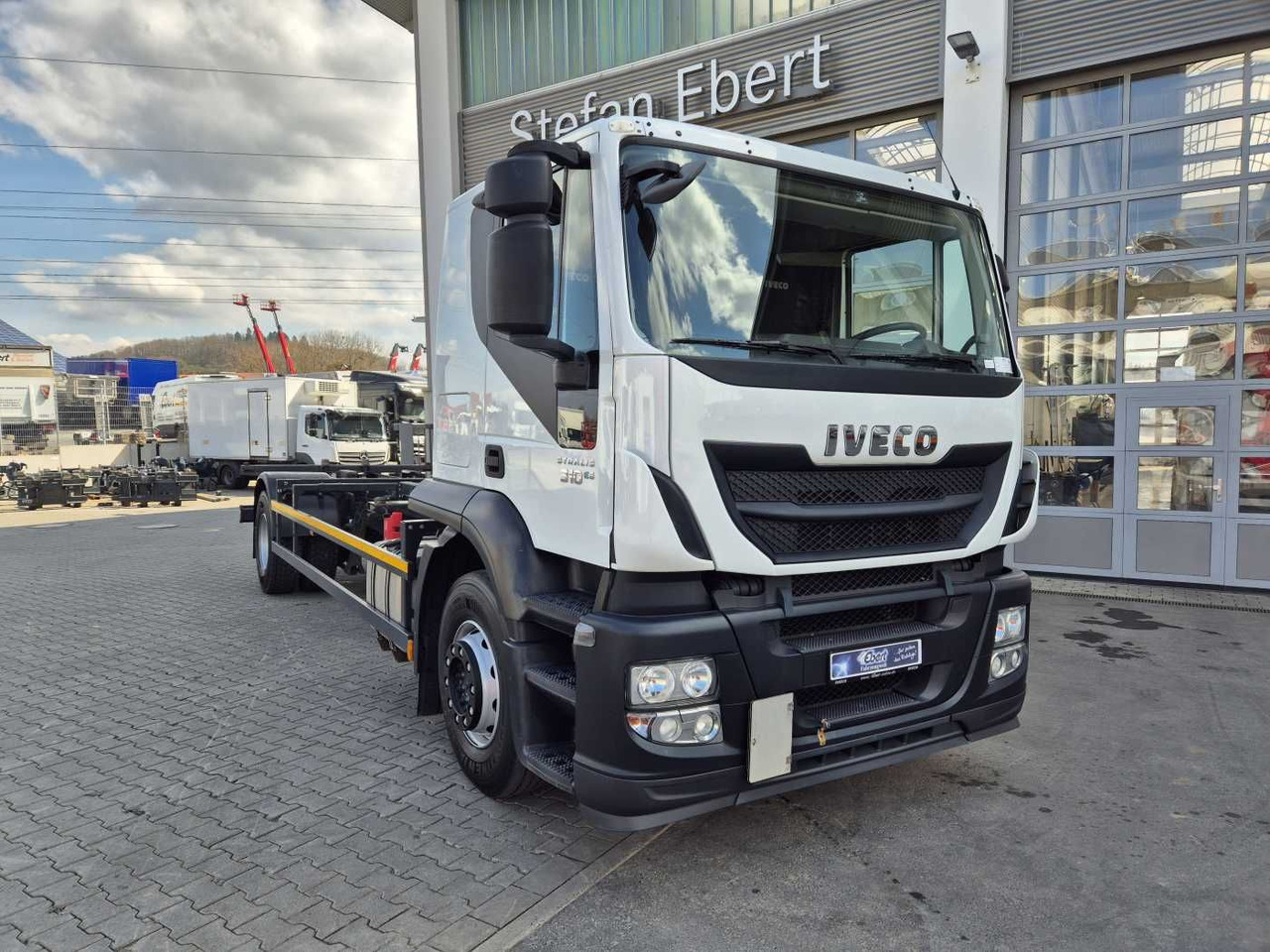 Iveco Stralis AT190S31/P BDF Klima Standh. AHK Bett - Φορτηγό μεταφοράς εμπορευματοκιβωτίων/ Κινητό αμάξωμα: φωτογραφία 4 Iveco Stralis AT190S31/P BDF Klima Standh. AHK Bett - Φορτηγό μεταφοράς εμπορευματοκιβωτίων/ Κινητό αμάξωμα: φωτογραφία 4